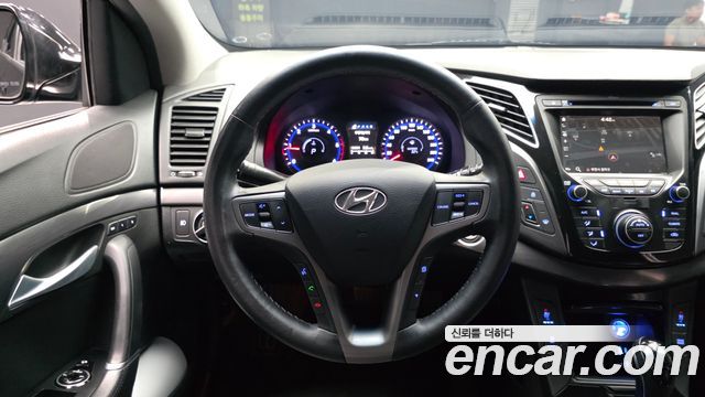Hyundai i40 2016 — photo 13