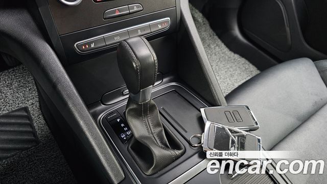 Renault Korea SM6 2016 — photo 12