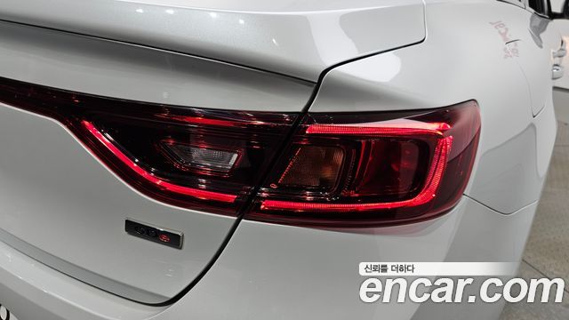 Renault Korea SM6 2016 — photo 9