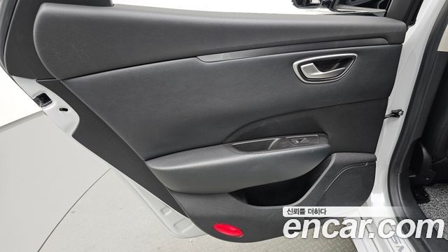 Renault Korea SM6 2016 — photo 15