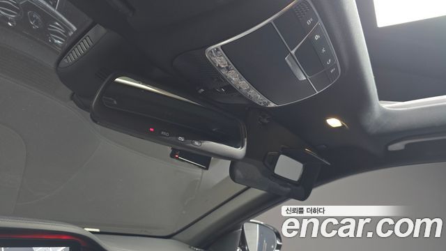 Mercedes-Benz S-Class 2016 — photo 30