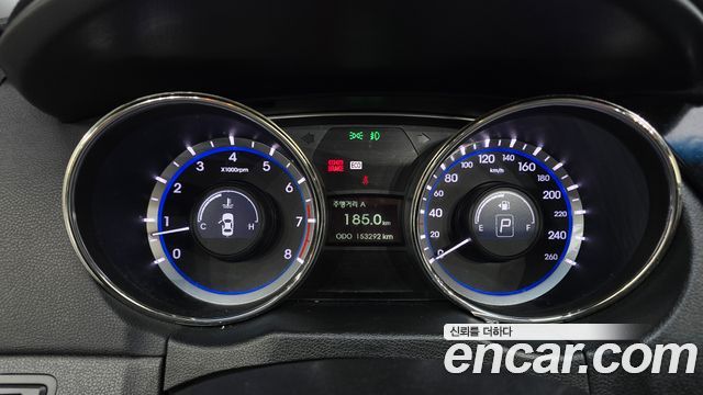 Hyundai Sonata 2010 — photo 8