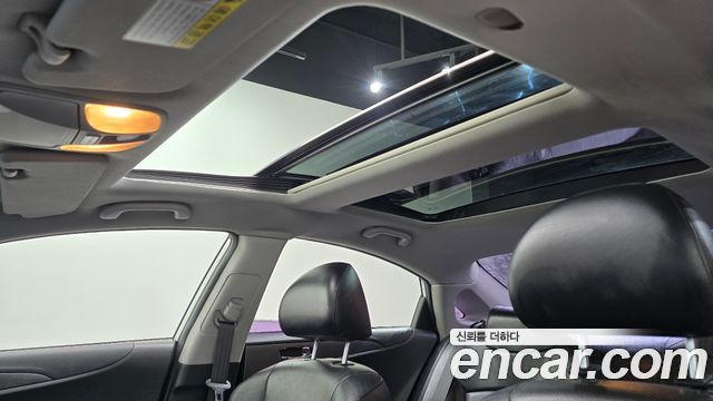 Hyundai Sonata 2010 — photo 20