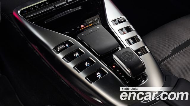 Mercedes-Benz AMG GT 2022 — photo 12