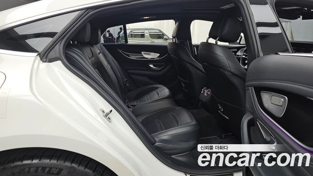 Mercedes-Benz AMG GT 2022 — photo 18