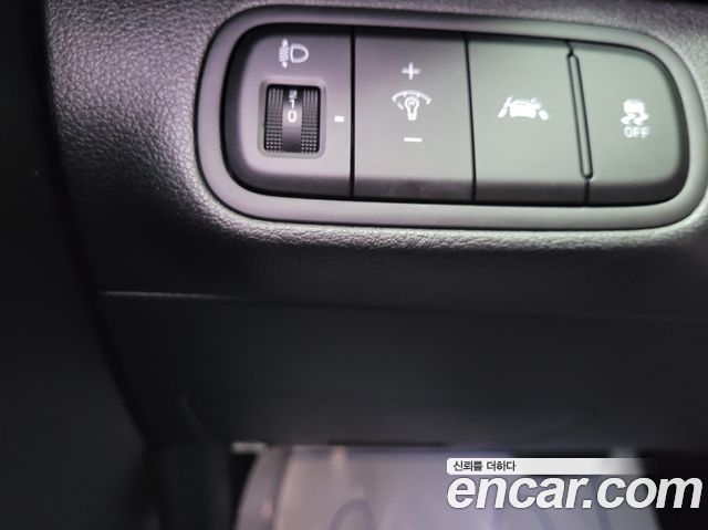 Hyundai Venue 2020 — photo 16