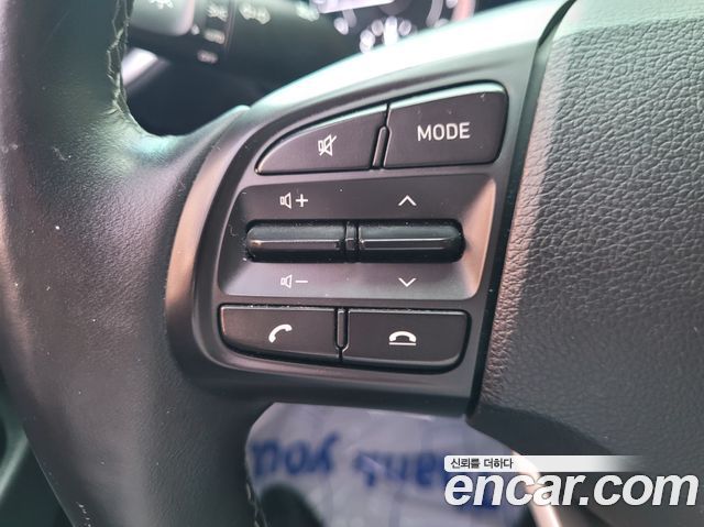 Hyundai Venue 2020 — photo 18