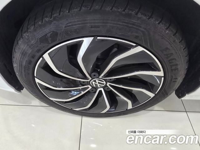 Volkswagen Golf 2023 — photo 5