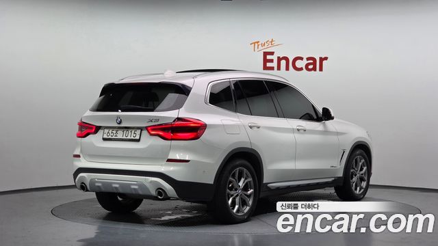 BMW X3 2018 — photo 2