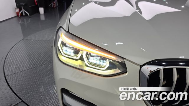 BMW X3 2018 — photo 8