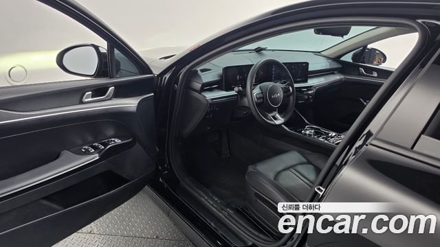 Kia K5 2024 — photo 13