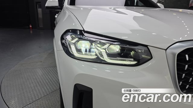 BMW X4 2023 — photo 8