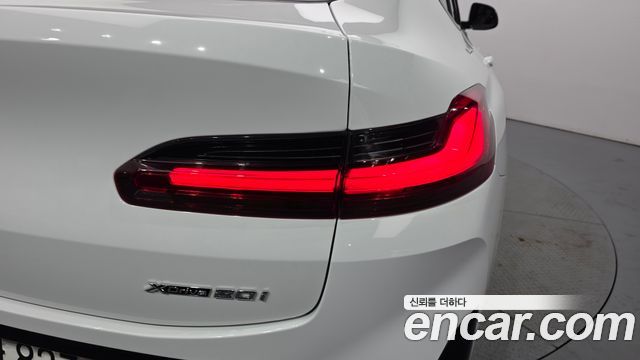 BMW X4 2023 — photo 9
