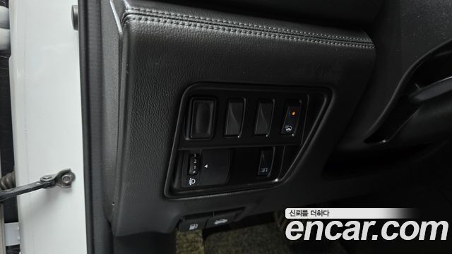 Renault Korea QM6 2022 — photo 16