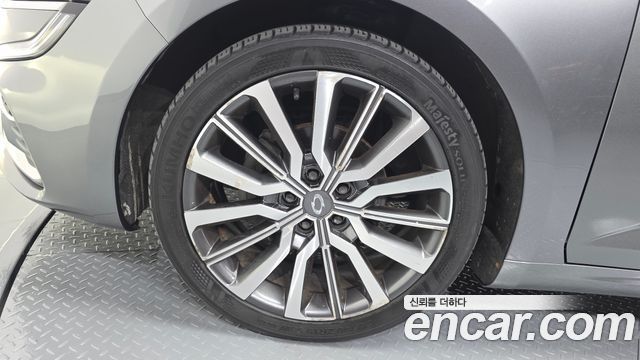 Renault Korea SM6 2021 — photo 10