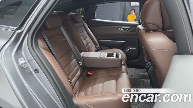 Renault Korea SM6 2021 — photo 17