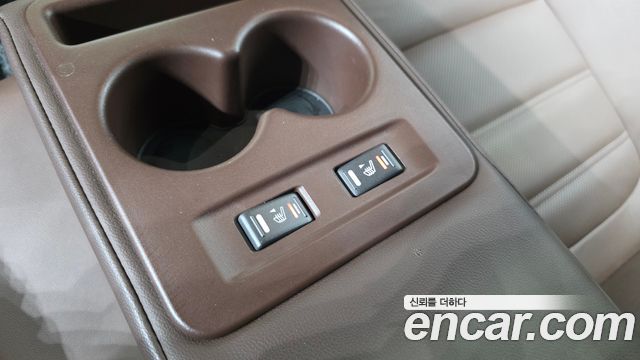 Renault Korea SM6 2021 — photo 22