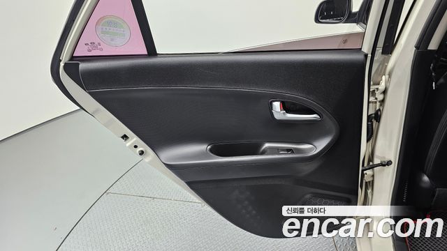 Kia morning 2016 — photo 15