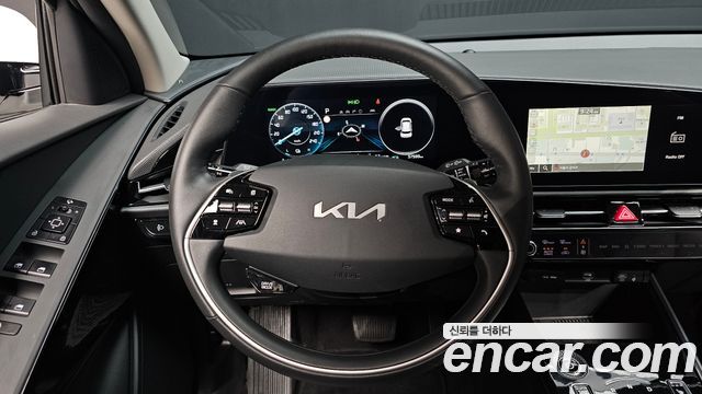 Kia Niro 2024 — photo 13