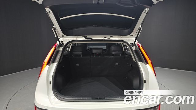 Kia Niro 2024 — photo 20