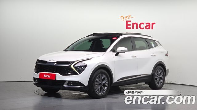 Kia Sportage 2023 — photo 1