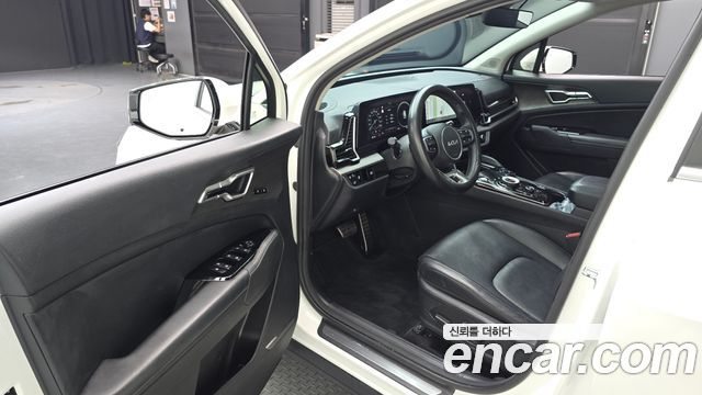 Kia Sportage 2023 — photo 10
