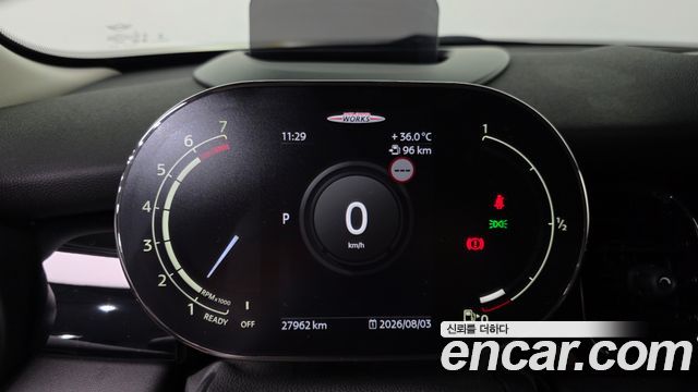 Mini Cooper 2024 — photo 11