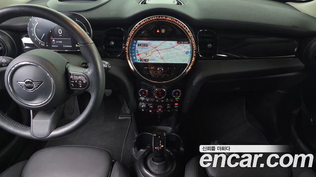 Mini Cooper 2024 — photo 20