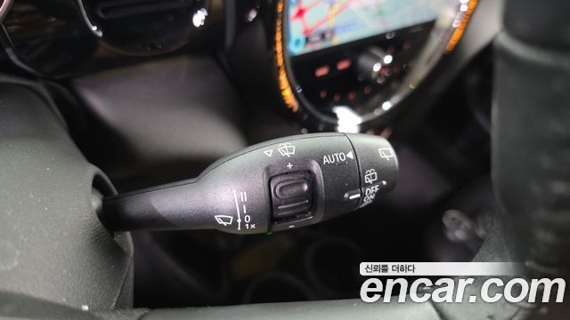 Mini Cooper 2024 — photo 32