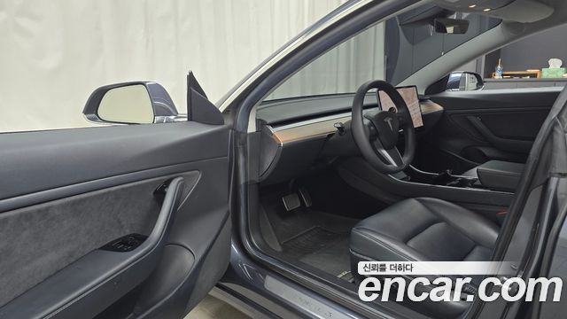 Tesla Model 3 2020 — photo 13