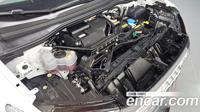 Audi Q4 e-tron 2022 — photo 6