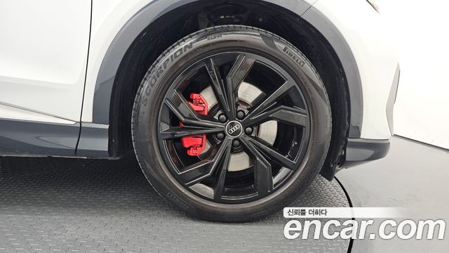 Audi Q4 e-tron 2022 — photo 7