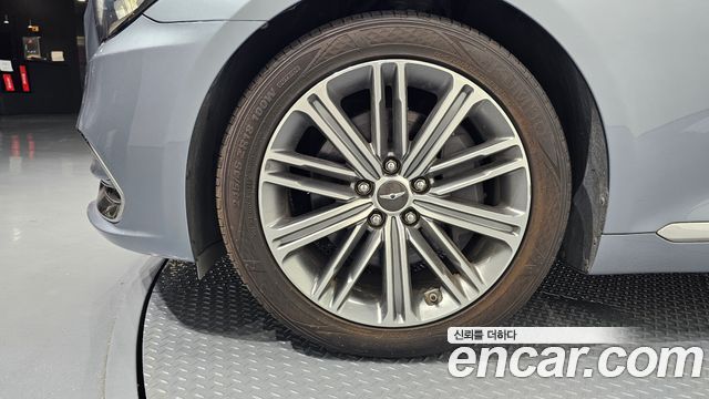 Genesis G80 2017 — photo 5