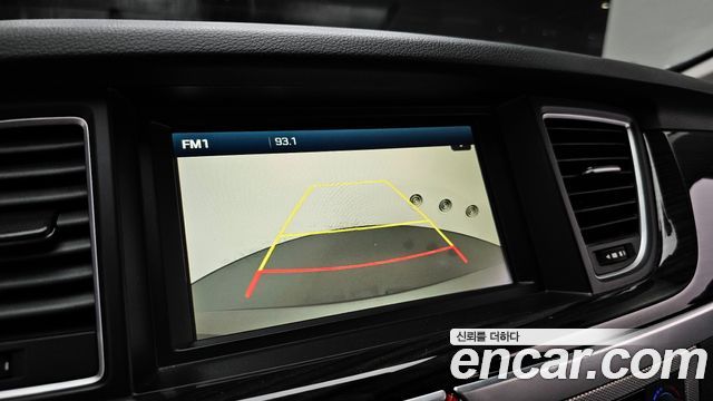 Genesis G80 2017 — photo 15