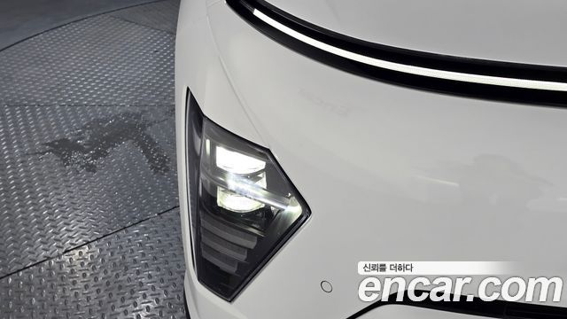 Hyundai Kona 2023 — photo 8
