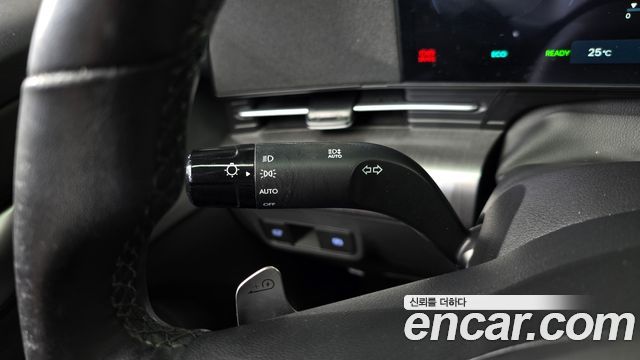 Hyundai Kona 2023 — photo 28