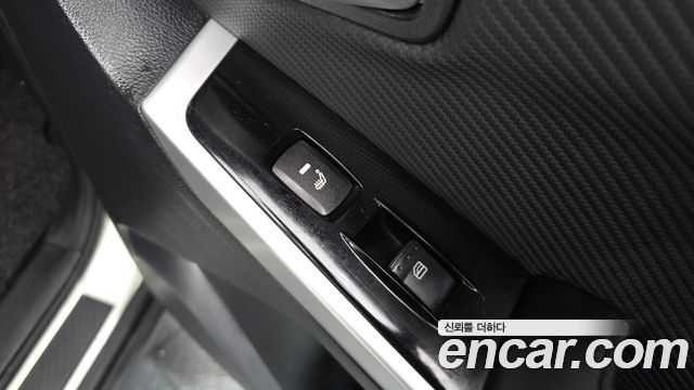 KG Mobility KORANDO 2017 — photo 19