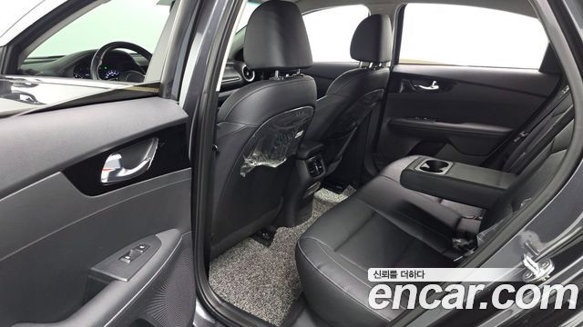 Kia K3 2021 — photo 17