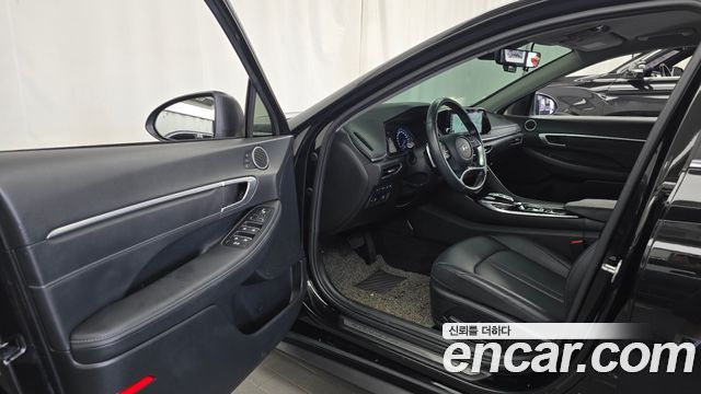 Hyundai Sonata 2022 — photo 10
