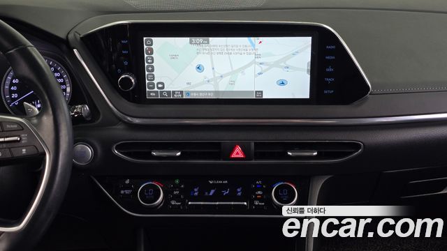 Hyundai Sonata 2022 — photo 14