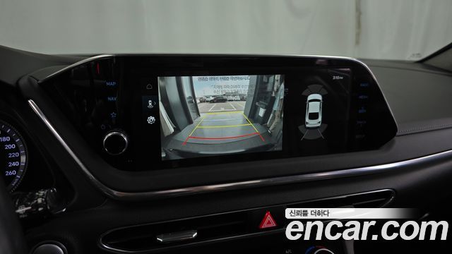 Hyundai Sonata 2022 — photo 15