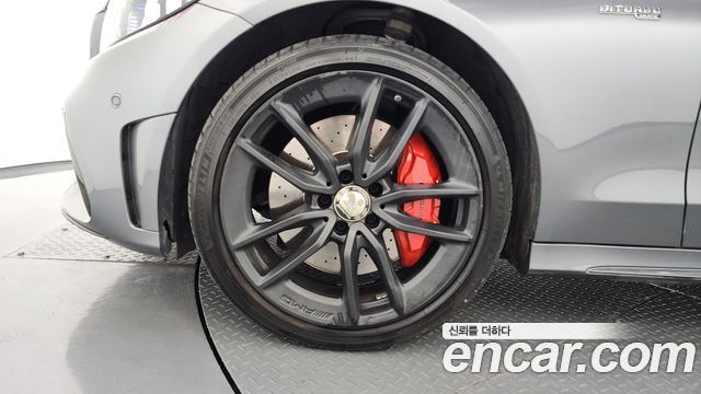 Mercedes-Benz C-Class 2019 — photo 5