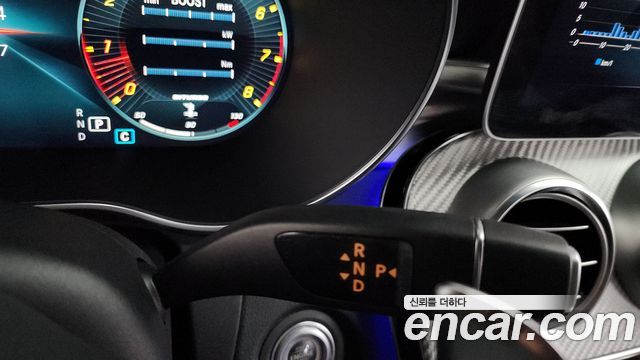 Mercedes-Benz C-Class 2019 — photo 12