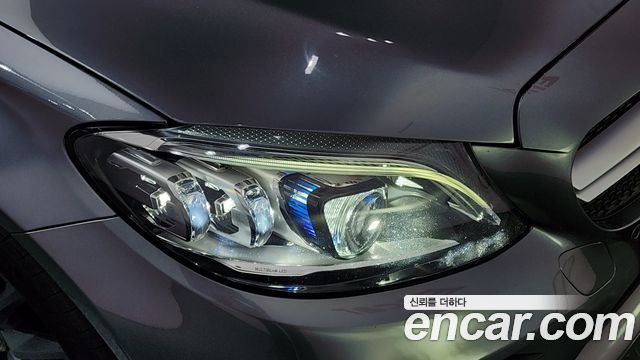 Mercedes-Benz C-Class 2019 — photo 8