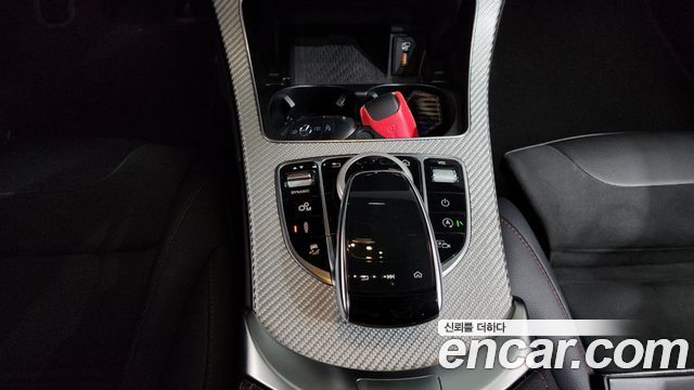 Mercedes-Benz C-Class 2019 — photo 27