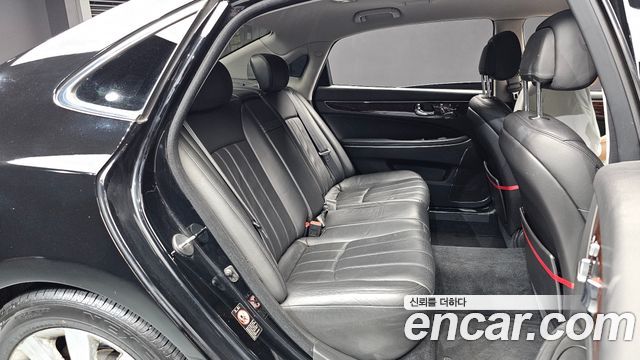 Hyundai Equus 2010 — photo 12