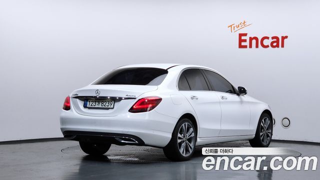 Mercedes-Benz C-Class 2021 — photo 2