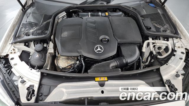 Mercedes-Benz C-Class 2021 — photo 6