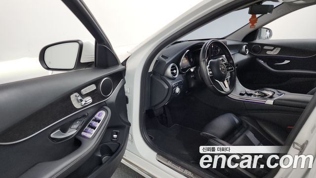 Mercedes-Benz C-Class 2021 — photo 13