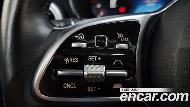Mercedes-Benz C-Class 2021 — photo 23
